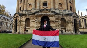 Joven estudiante apela a la solidaridad para culminar sus estudios en Oxford