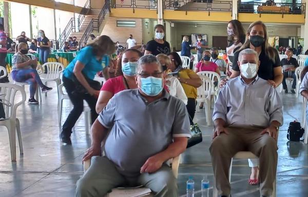 Amplísimo respaldo a Brígido Núñez en asamblea - San Lorenzo Hoy