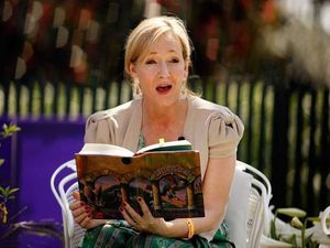 La escritora J.K. Rowling revela que recibió amenazas de muerte