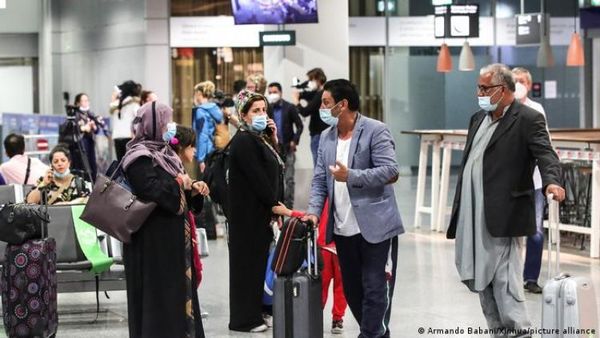 EE.UU. desaconseja viajar a Alemania y Dinamarca por repunte de COVID-19