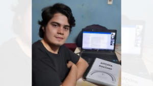 Joven paraguayo vende rifa para estudiar ingeniería aeroespacial en Rusia
