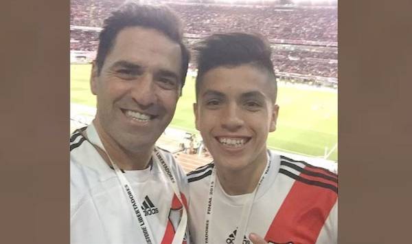 Crónica / POR SER MOROCHO. Pide a su hijo no correr de la Policía
