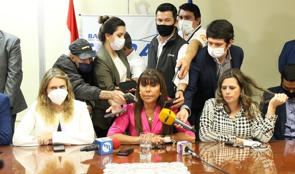 Oposición en Diputados anuncia total respaldo a Celeste Amarilla