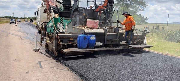 Rehabilitación de la ruta PY01 entre Quiindy y San Juan Bautista alcanzó casi 42% de ejecución