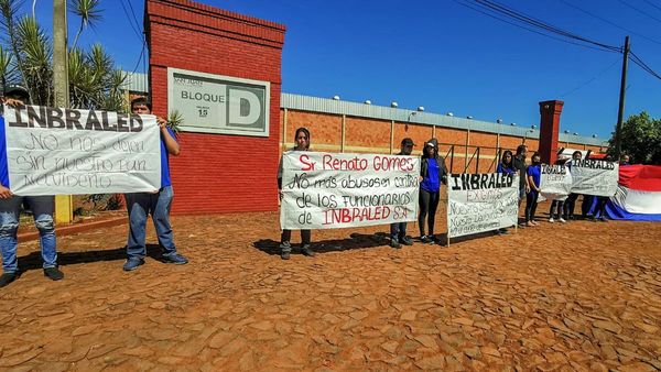 Demandan a maquiladora por despedir sin pagar en CDE