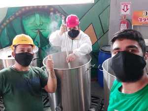 Ingeniosa familia aprovecha la oportunidad para innovar y crea sabrosa cerveza artesanal – La Mira Digital