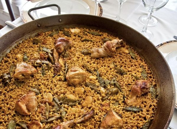 La paella valenciana es Bien de Interés Cultural Inmaterial: no hay solo una receta sino múltiples variedades