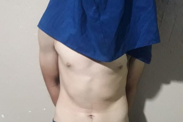Joven casi mata a su padre