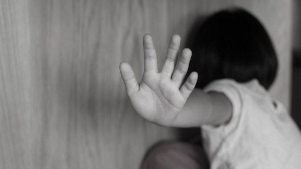 Hallan muerta a niña de 10 años con signos de asfixia