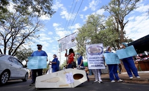 Diario HOY | Trabajadores de Clínicas anuncian manifestación ante recorte a Salud