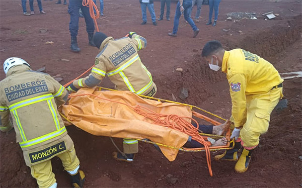 En nuevo caso de feminicidio, hombre asesinó a pedradas a su pareja y arrojó su cuerpo a una zanja | DIARIO PRIMERA PLANA