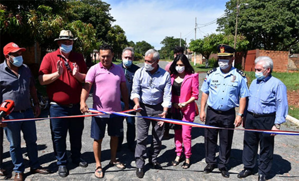 Gobierno departamental habilitó empedrados en Hernandarias por valor G. 500 millones | DIARIO PRIMERA PLANA