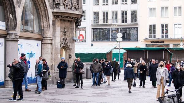 La OMS advirtió que de acá hasta mazo podrían morir 700 mil personas por covid en Europa - .::Agencia IP::.