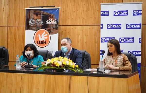 Villarrica: dan fuerza a campaña que aboga por el cumplimiento de los derechos de la mujer