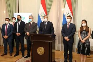 Gobierno y sector privado anuncian descuentos de productos de la canasta familiar