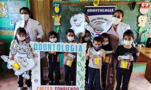 Niños en edad escolar recibieron kits de higiene bucal en Vaquería – Prensa 5