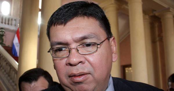 La Nación / “Una medida inmediata sería fortalecer la presencia policial en la vía pública”, dice exministro