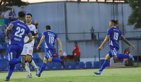 El premio de los jugadores de Sol por el triunfo ante Olimpia