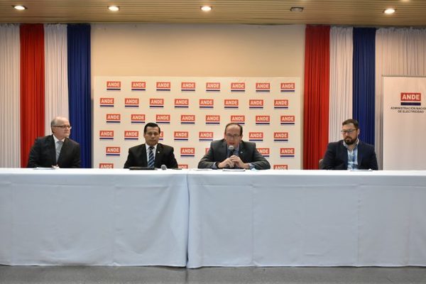 Sistema eléctrico recibirá 12.000 transformadores más mediante convenio entre Itaipú y ANDE