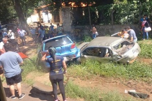 Conductor se salvó de ser 'apretado' por camión: 'Ya venía circulando de manera muy imprudente'