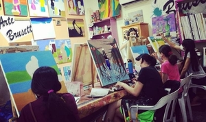 Diario HOY | Muestra colectiva de estudiantes del Taller de Arte Brusetti’s, en la Manzana de la Rivera