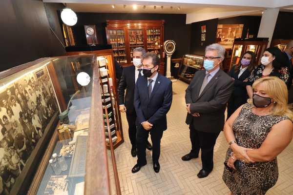 Buscan acceder a más mercados internacionales con productos de industria farmacéutica nacional - .::Agencia IP::.