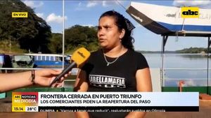 Reclaman la reapertura cuanto antes en frontera cerrada en Puerto Triunfo  - ABC Noticias - ABC Color