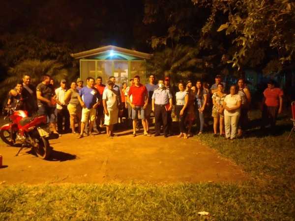 Jefe de prevención y seguridad ciudadana atendió reclamos de vecinos del B° Santa Librada