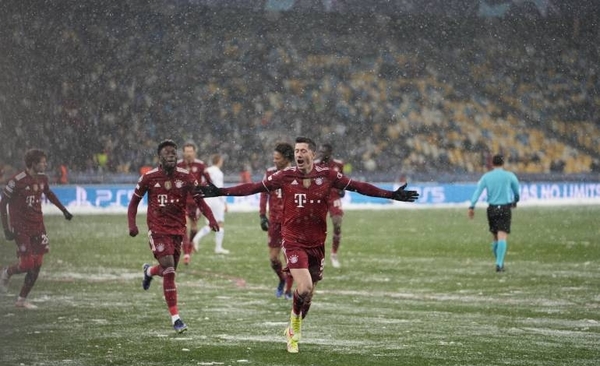 Diario HOY | Una obra de arte de Lewandowski abre el camino al triunfo del Bayern