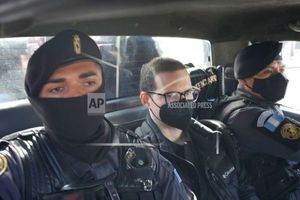 Juez le niega solicitud de fianza a Luis Enrique Martinelli
