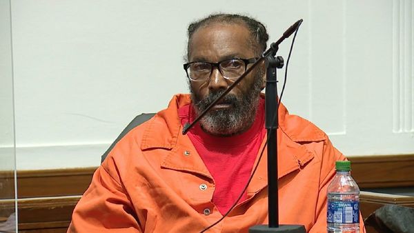 Liberan a un condenado por error tras pasar 43 años encarcelado