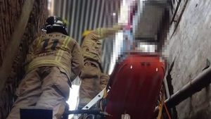 Murió electrocutado por un aire acondicionado en el Abasto