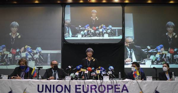 La Nación / Observadores de la UE reportan irregularidades