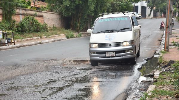 Las calles calamitosas urgen que se declare emergencia  en  San Lorenzo