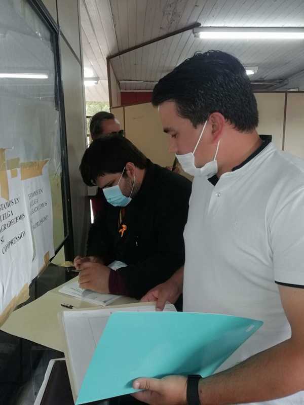El intendente de Minga Guazú formalizó denuncia por sabotaje informático y deudas - La Clave