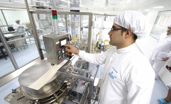 Diario HOY | Deuda de Salud con farmacéuticas podría cerrar el año en torno a USD 40 millones