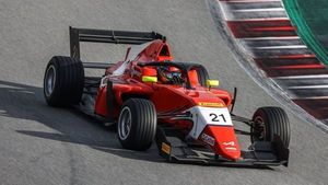 Joshua Duerksen no afloja y es top 5 en el Paul Ricard