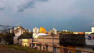 Miércoles caluroso con pronóstico de lluvias