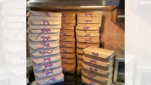 Familia de paraguayo en Rusia vende empanadas para pagar sus estudios