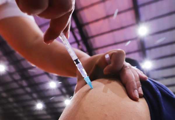 Salud proseguirá vacunación casa por casa ante satisfactorio resultado - .::Agencia IP::.