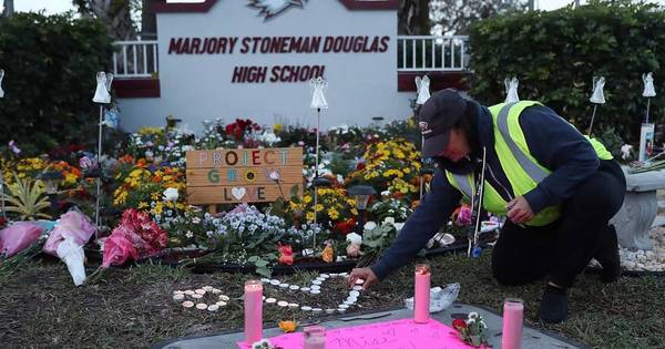 La Nación / Víctimas del tiroteo de Parkland recibirán US$ 130 millones