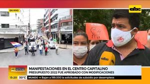 Continúan las manifestaciones en el microcentro de Asunción - ABC Noticias - ABC Color