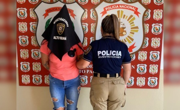 Detienen a una mujer con órdenes de captura por exposición al peligro