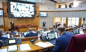 Diario HOY | Ante presión ciudadana, Senado decide devolver recursos del FEEI y Fonacide
