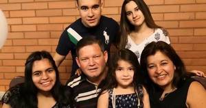 La Nación / Todos por Jenn: organizan comilona para ayudar a mujer con cáncer de cérvix