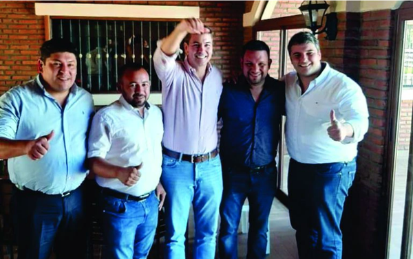 Santiago Peña visitó a intendentes de Caaguazú y se genera feroz lucha política entre HC y Colorado Añetete