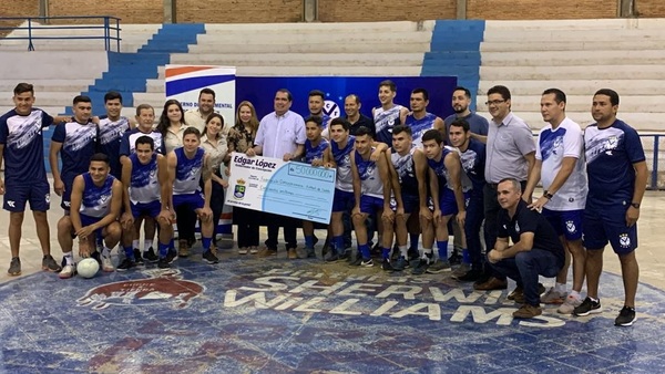 Gobernación entrega Gs. 50 millones a la V Azul