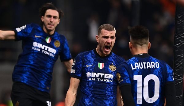 El Inter gana 2-0 al Shakhtar y tiene los octavos de Champions a tiro