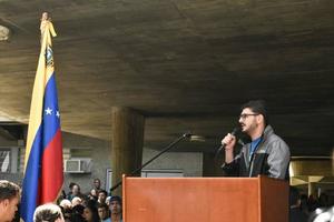 Dirigencia estudiantil venezolana exige renovación de liderazgos tras la derrota de la oposición en las elecciones