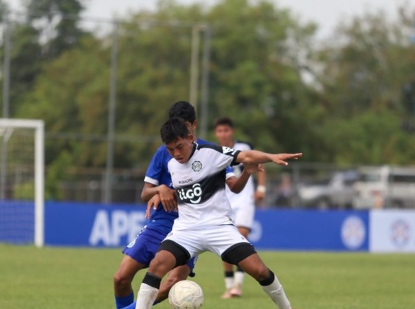 La Sub 15, con cuatro victorias y un empate - APF